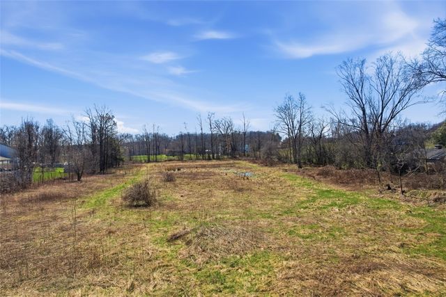 7524 Franklin Rd, Cranberry Twp, PA 16066