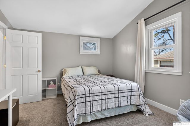5342 Madison Avenue, Lincoln, NE 68504