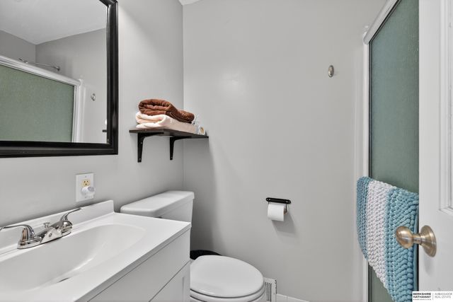 5342 Madison Avenue, Lincoln, NE 68504