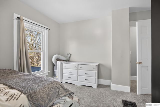 5342 Madison Avenue, Lincoln, NE 68504
