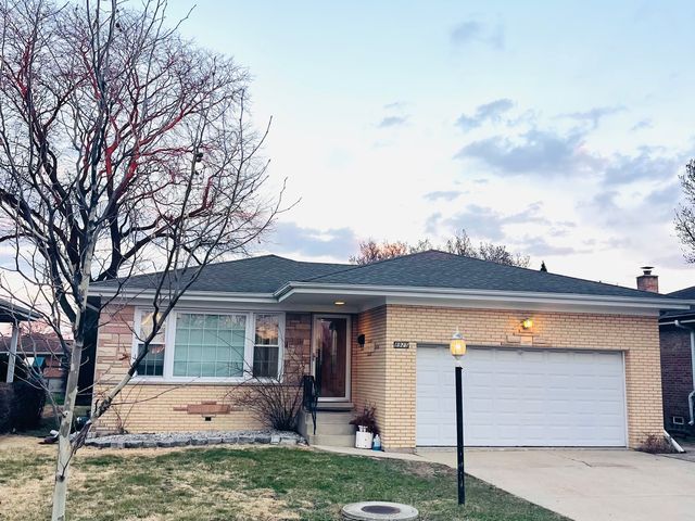 8925 Oriole Avenue, Morton Grove, IL 60053