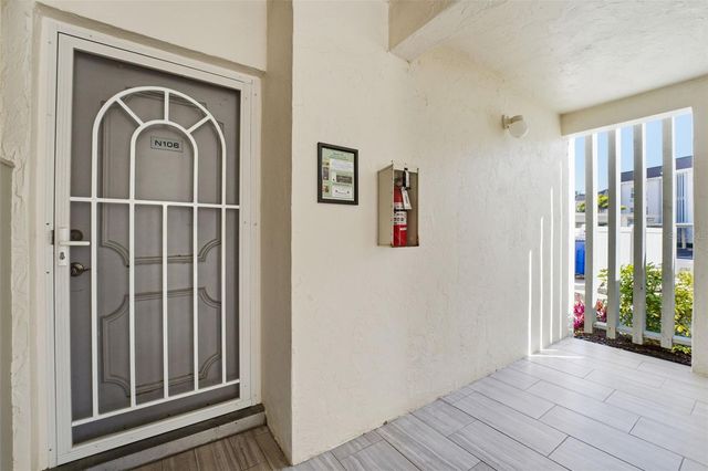 4440 EXETER DRIVE 106, Longboat Key, FL 34228