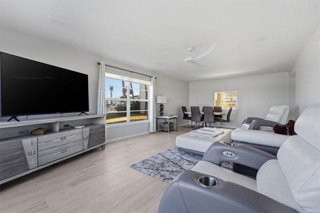 4440 EXETER DRIVE 106, Longboat Key, FL 34228