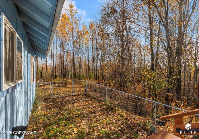 1200 N Golden Hills Drive, Palmer, AK 99645