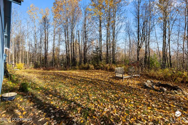 1200 N Golden Hills Drive, Palmer, AK 99645