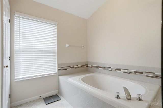 6552 Falling Leaves Court, Deerfield Twp., OH 45040