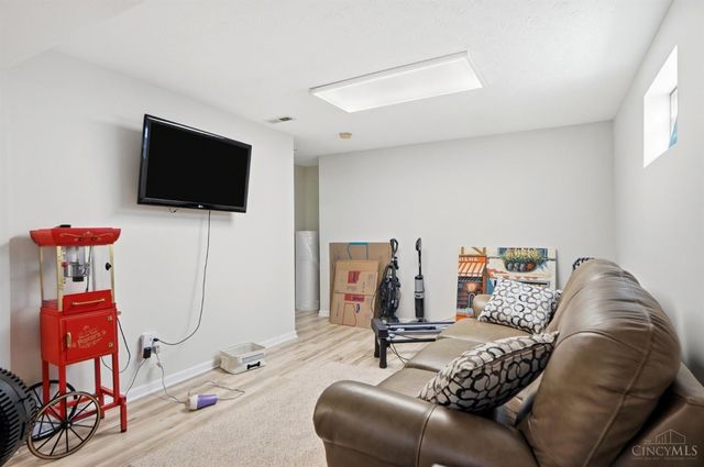 6552 Falling Leaves Court, Deerfield Twp., OH 45040