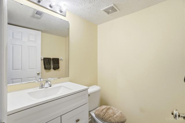 6552 Falling Leaves Court, Deerfield Twp., OH 45040