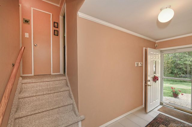 21 Craig Drive, South Huntington, NY 11746