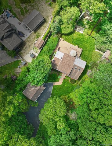 21 Craig Drive, South Huntington, NY 11746