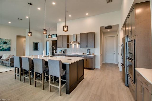 1720 SW 50th TER, Cape Coral, FL 33914