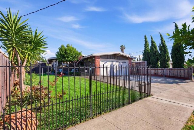 2136 Panama Street, Hayward, CA 94545