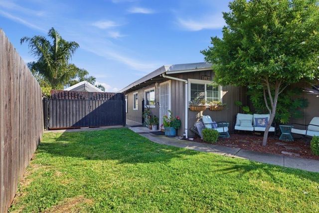 2136 Panama Street, Hayward, CA 94545