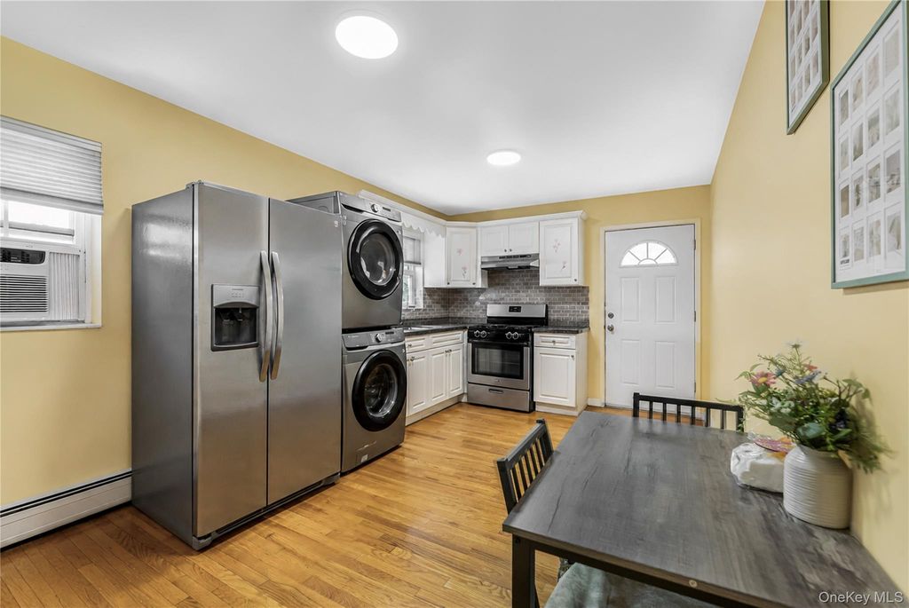 2573 Pelham Bay Park W, Bronx, NY 10475 — photo 3