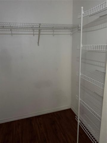 495 LAS CORTES LANE 203, Orlando, FL 32824