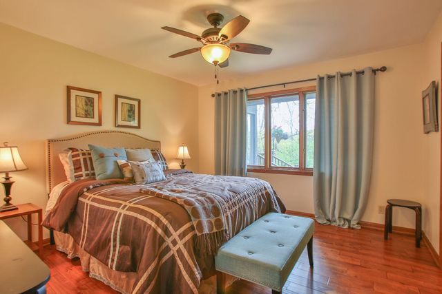 12304 N Ledges Drive, Roscoe, IL 61073
