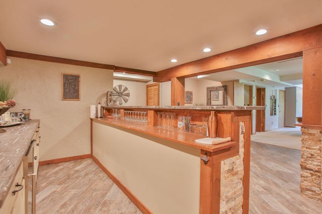 12304 N Ledges Drive, Roscoe, IL 61073