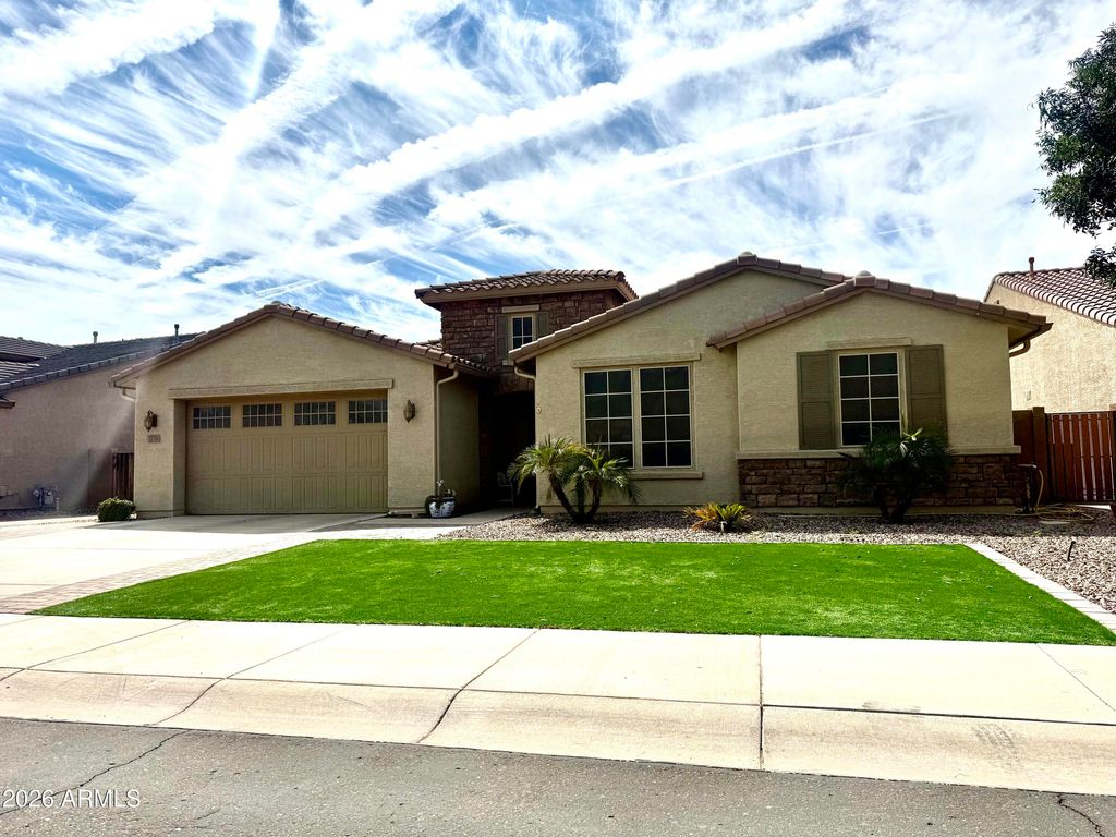 3719 E NARROWLEAF Drive, Gilbert, AZ 85298 — exterior