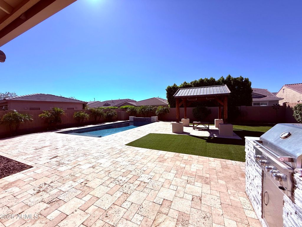3719 E NARROWLEAF Drive, Gilbert, AZ 85298 — photo 5