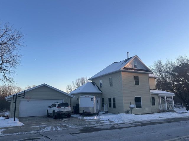 403 S Main Street, Fall River, WI 53932