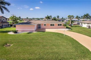 1640 SE 40th ST, Cape Coral, FL 33904