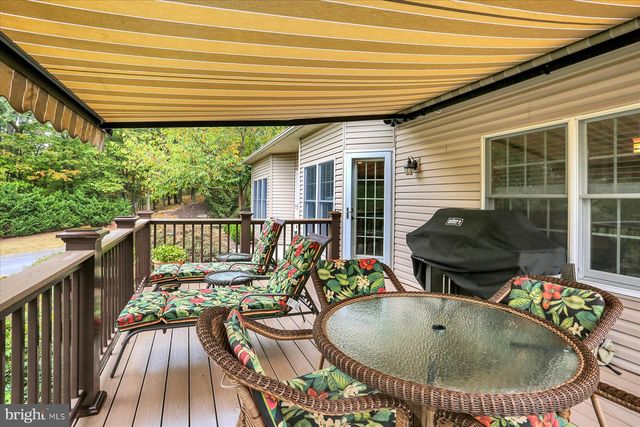 4528 LAURELWOOD DR, Harrisburg, PA 17110