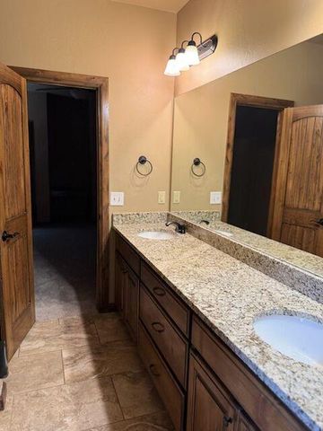9021 NW 148th Place, Yukon, OK 73099