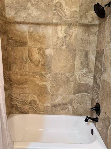 9021 NW 148th Place, Yukon, OK 73099