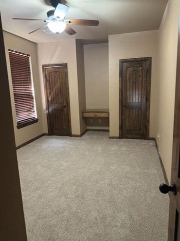 9021 NW 148th Place, Yukon, OK 73099