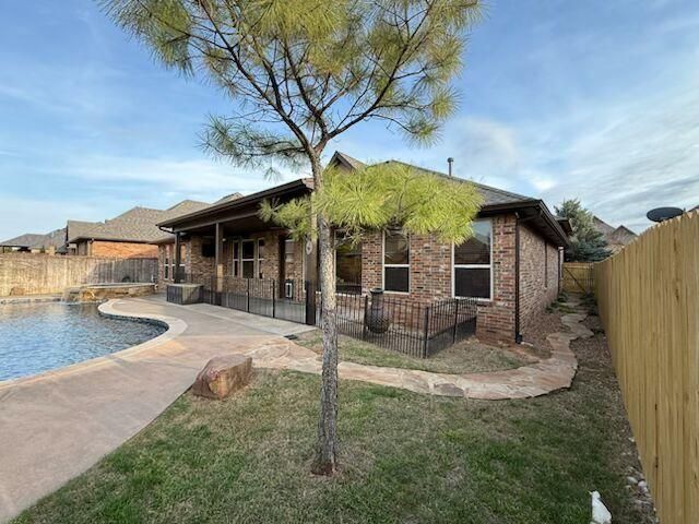 9021 NW 148th Place, Yukon, OK 73099