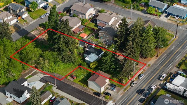9206 Yakima Avenue, Tacoma, WA 98444