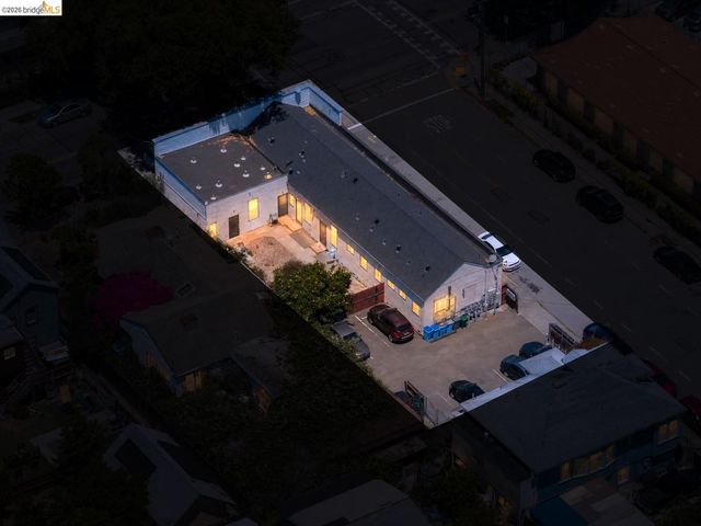 3302 California St, Berkeley, CA 94703