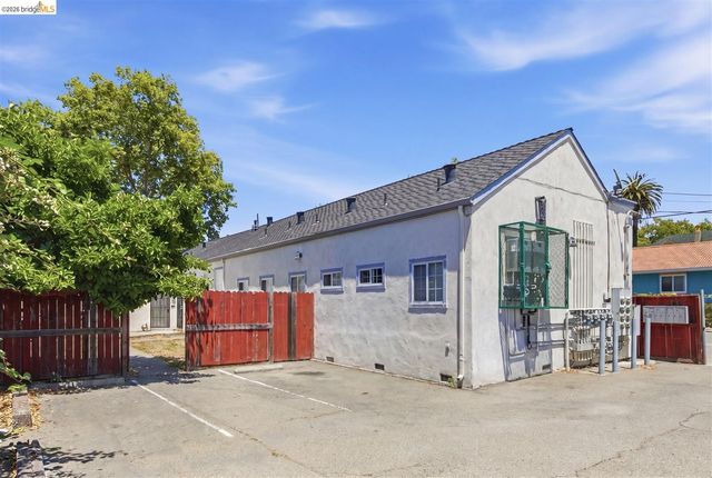 3302 California St, Berkeley, CA 94703
