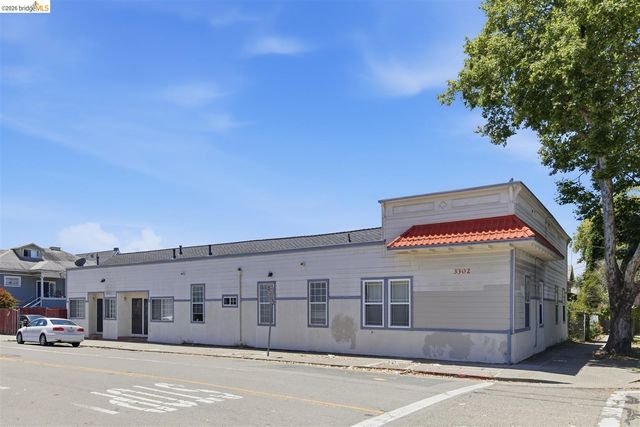 3302 California St, Berkeley, CA 94703