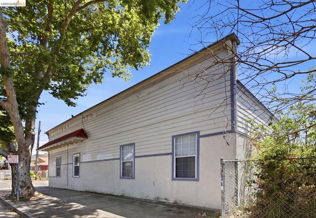 3302 California St, Berkeley, CA 94703