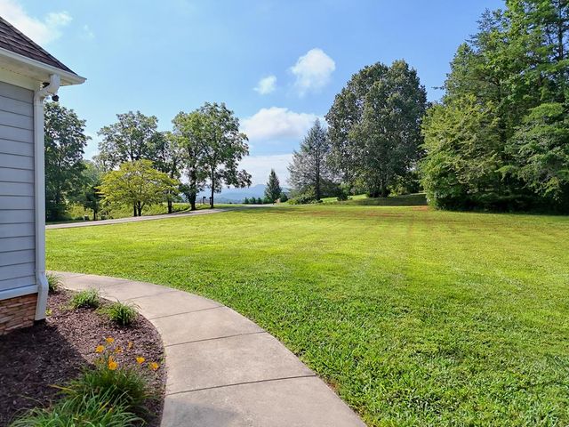 444 Spiva Bridge Way, Blairsville, GA 30512