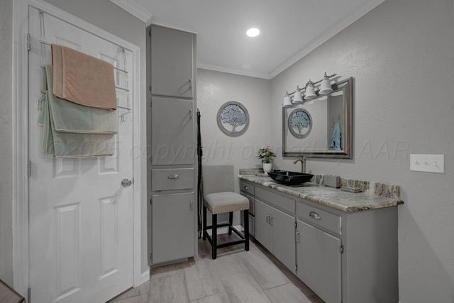 5105 BLACK OAK Drive, Amarillo, TX 79110