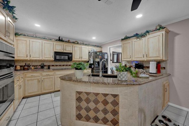 5105 BLACK OAK Drive, Amarillo, TX 79110