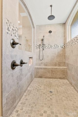 5824 Huntington Creek Blvd, Pensacola, FL 32526