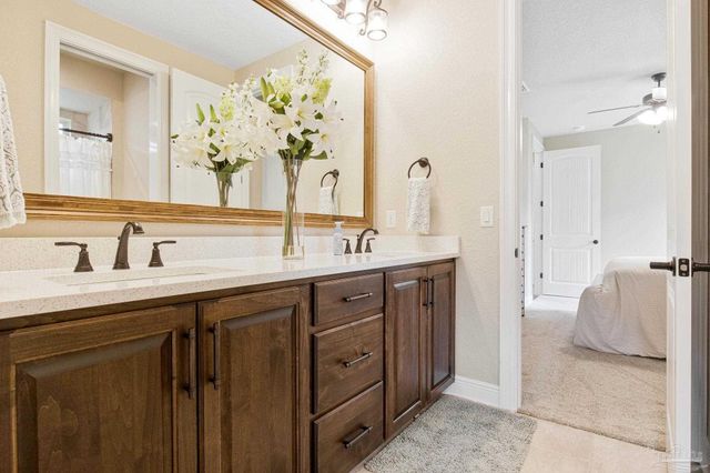 5824 Huntington Creek Blvd, Pensacola, FL 32526