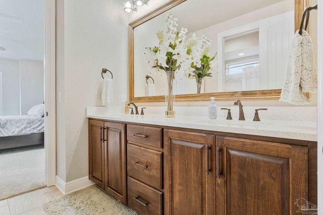 5824 Huntington Creek Blvd, Pensacola, FL 32526