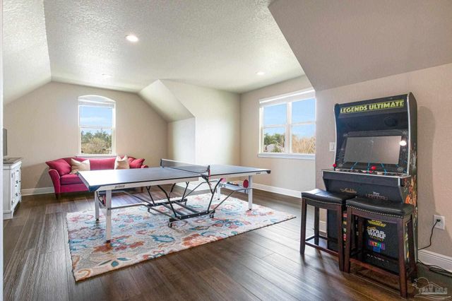 5824 Huntington Creek Blvd, Pensacola, FL 32526