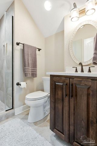 5824 Huntington Creek Blvd, Pensacola, FL 32526