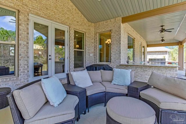 5824 Huntington Creek Blvd, Pensacola, FL 32526