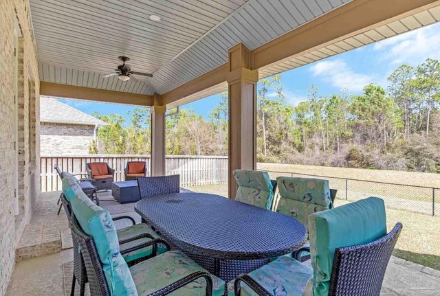 5824 Huntington Creek Blvd, Pensacola, FL 32526