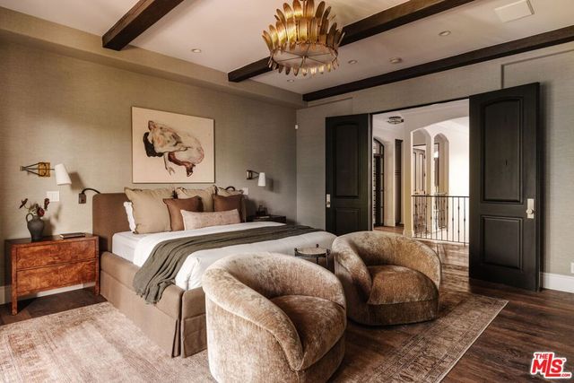 11432 Aqua Vista Street, Studio City, CA 91604