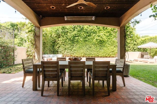 11432 Aqua Vista Street, Studio City, CA 91604
