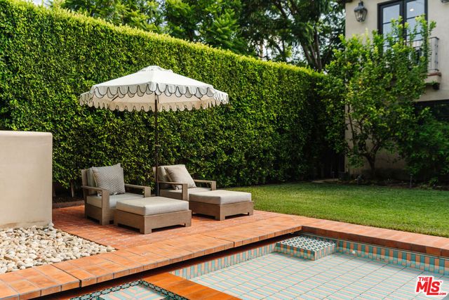 11432 Aqua Vista Street, Studio City, CA 91604