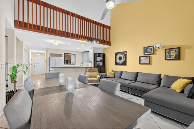 616 Woodgate Ln D, Sunrise, FL 33326