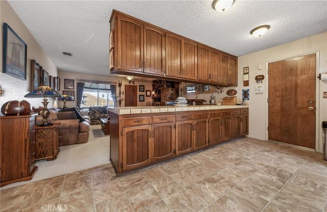 835 Kimbark, San Bernardino, CA 92407